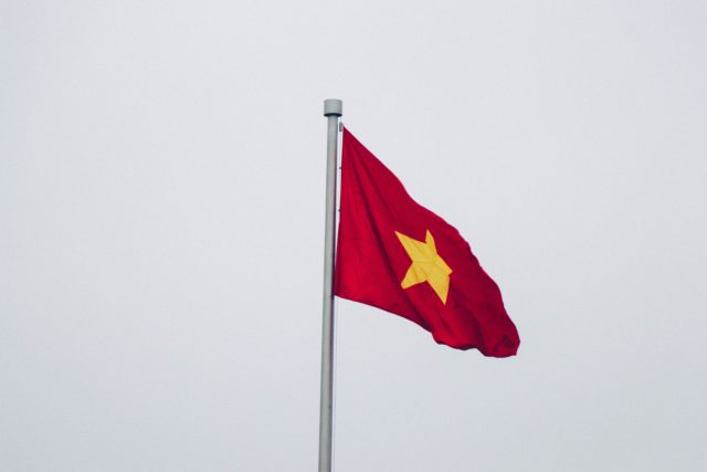 Vietnam vlajka