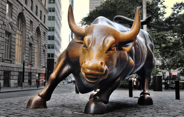 akcie-byk býk wall street