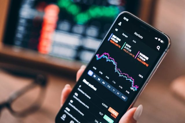 investovanie investovanie smartfon