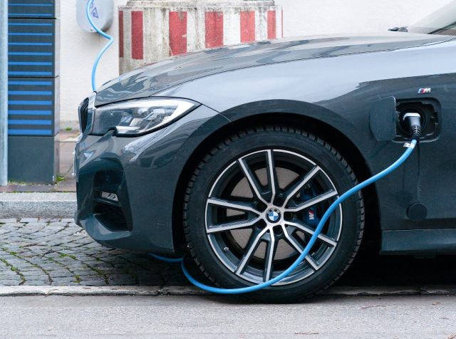 electric-bmw