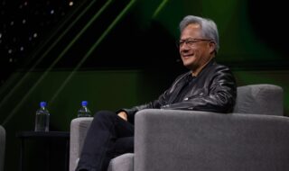 Nvidia šokuje trh s čipmi. Akcie Intelu a AMD sa prepadli Šéf Nvidie Jensen Huang