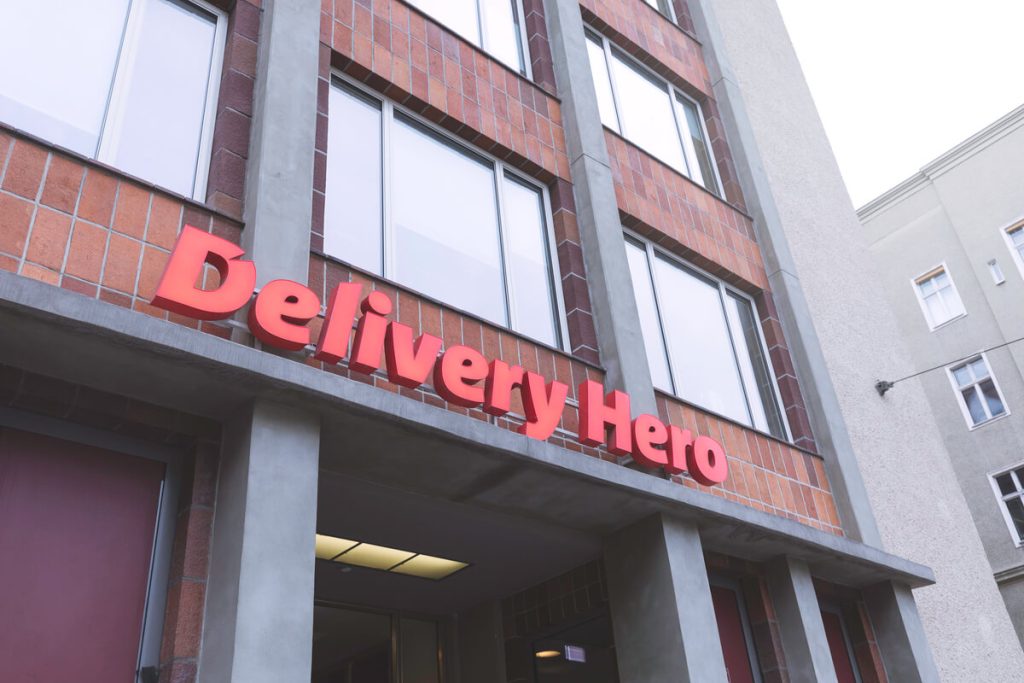 Uber zvažuje prevzatie Delivery Hero, akcie firmy vyskočili o 10 % Delivery Hero