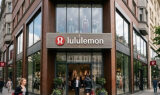Akcie Lululemon prudko klesli. Výrobca športového oblečenia znížil celoročný výhľad Lululemon